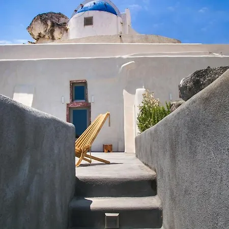 Santorini Hotel 3*