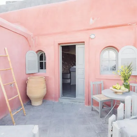 Santorini Hotel Vourvoulos