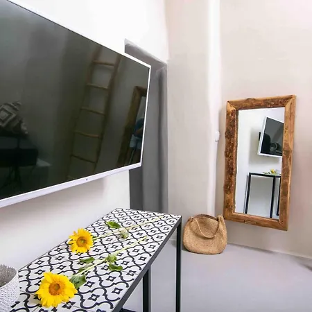 Santorini Hotel Vourvoulos
