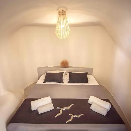 Santorini מלון 3*