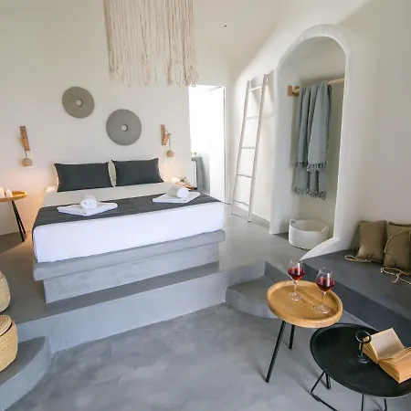 Santorini מלון 3*