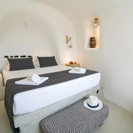 Santorini מלון 3*